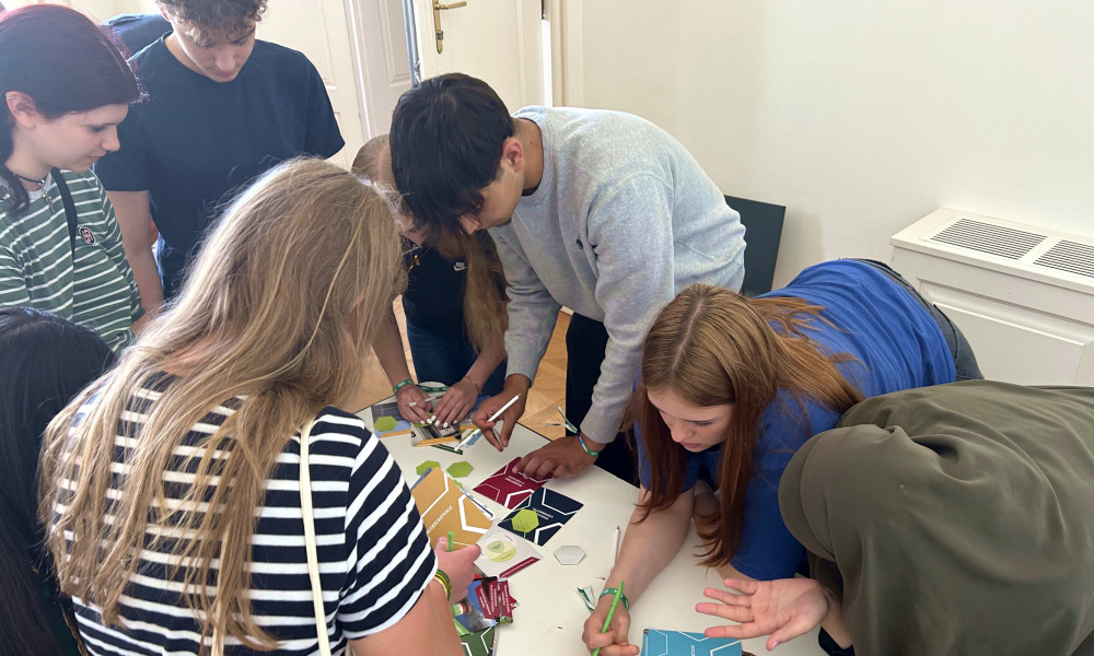 Schüler*innen der 2HKB