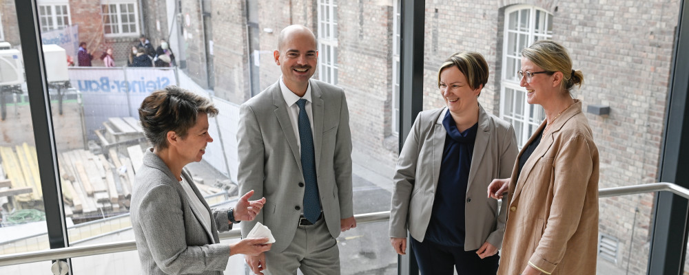 Direktor und Fachvorständinnen